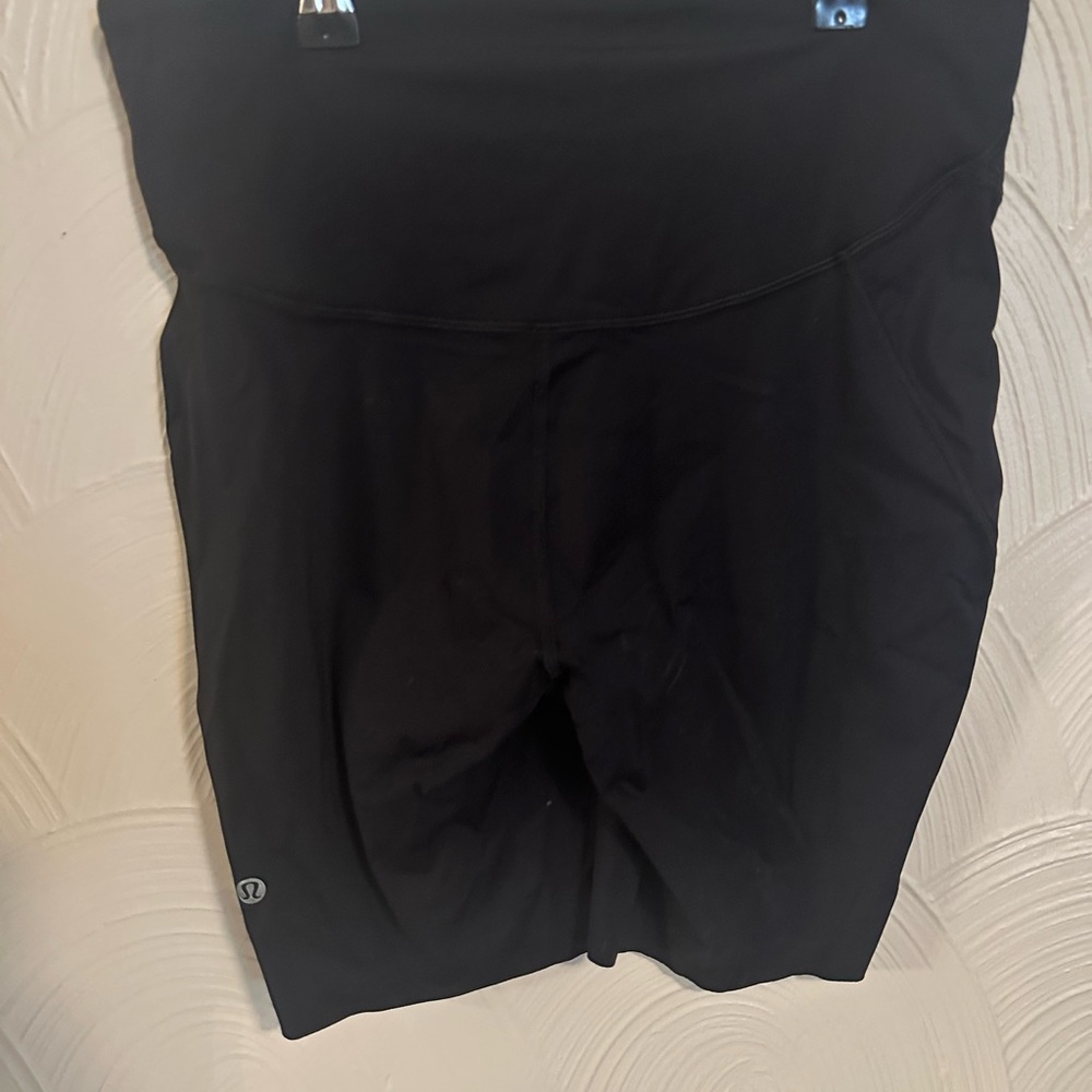 Lululemon Base Pace High Rise short 8”